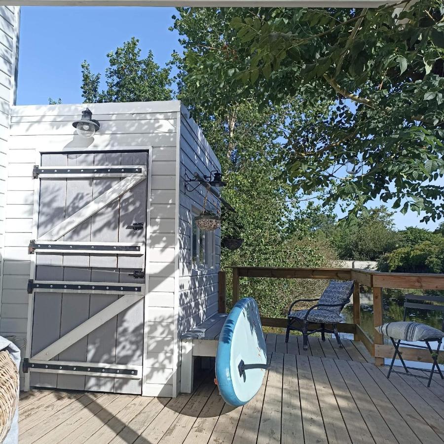 Lodge Avec Vue Sur La Riviere Lannion Bagian luar foto